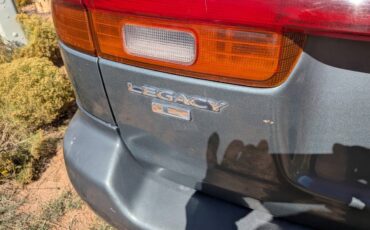 Subaru-legacy-1995-7
