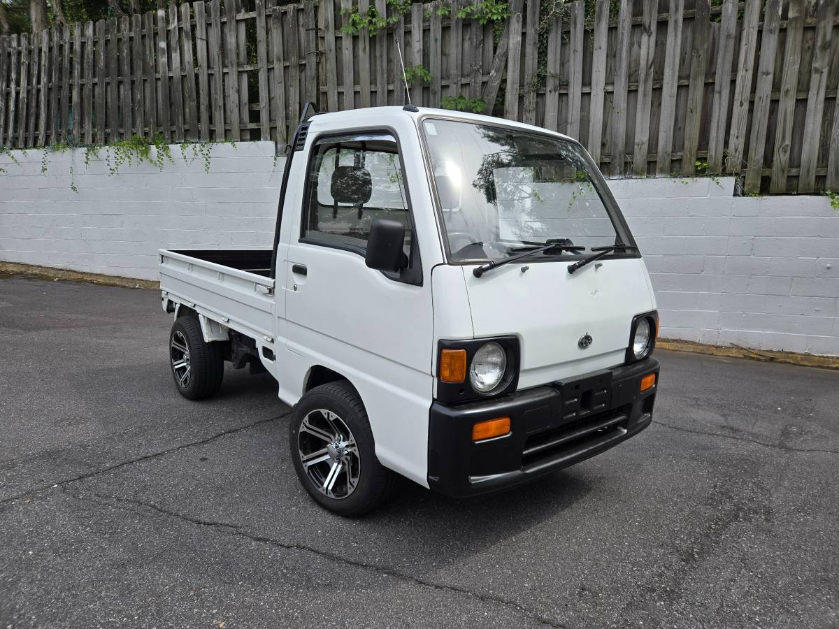 Subaru-sambar-1990-white-2