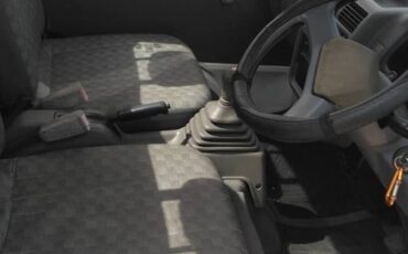 Subaru-sambar-1994-white-1