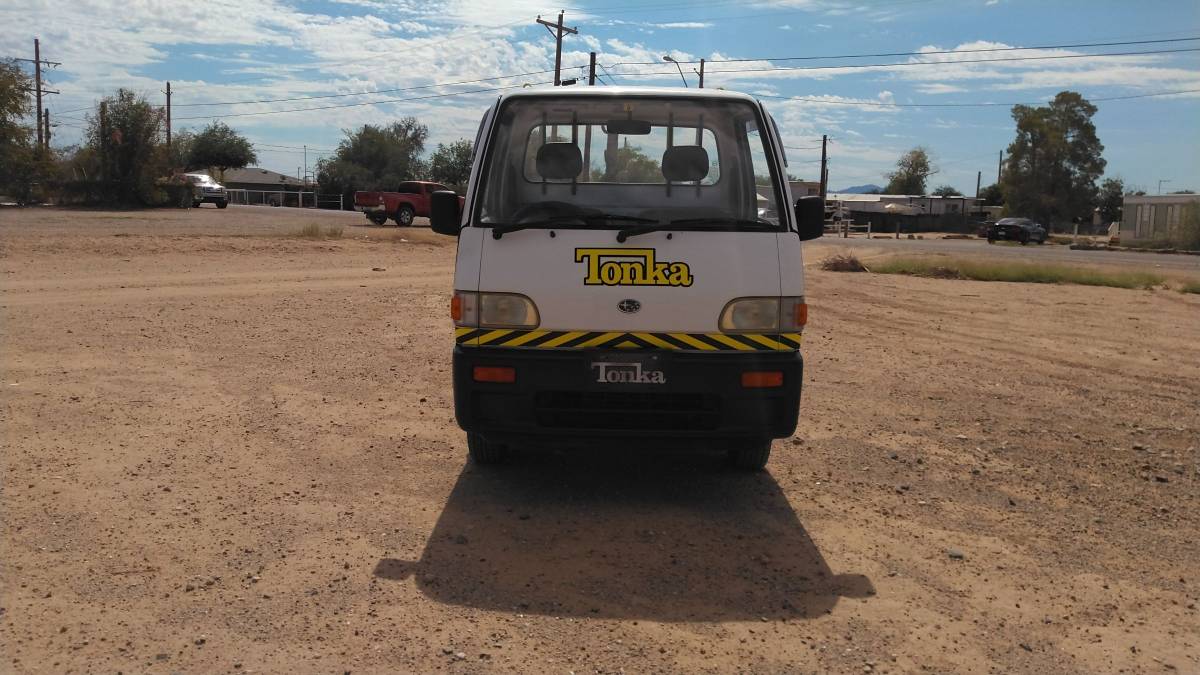 Subaru-sambar-1994-white