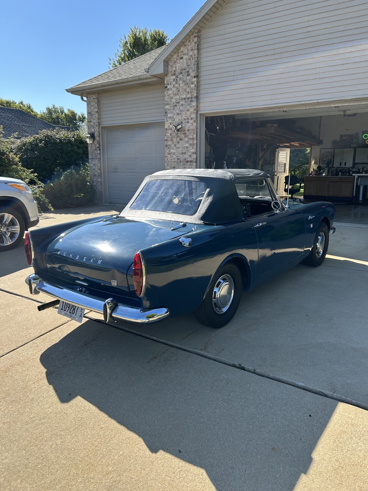 Sunbeam-Alpine-1967-Convertible-3