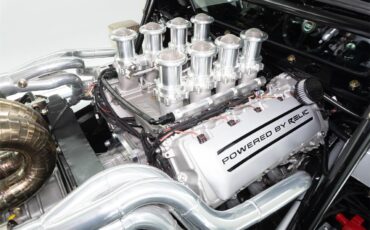Superformance-Gt40-1966-Black-Black-11