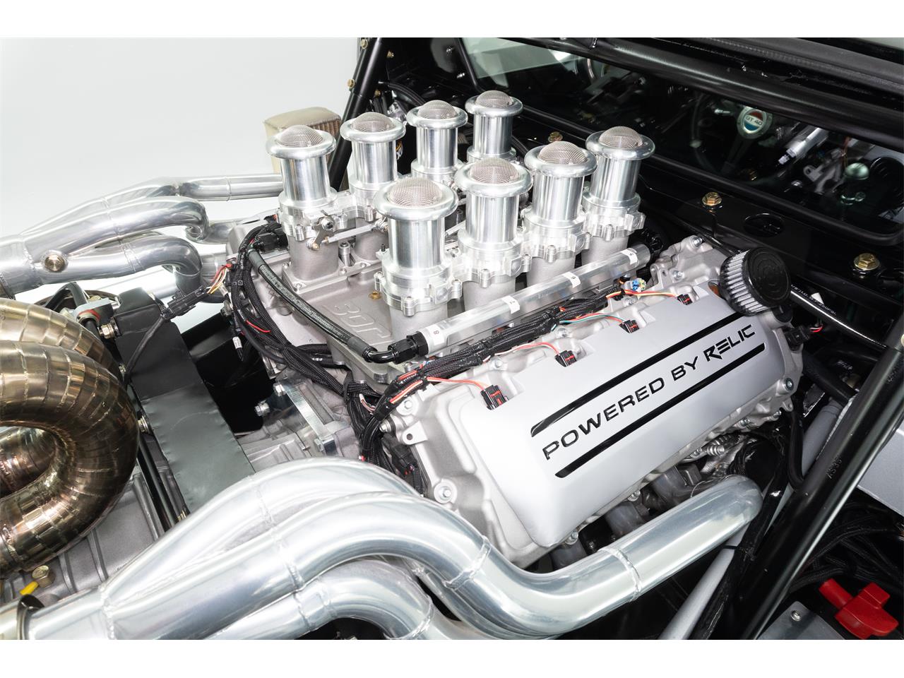 Superformance-Gt40-1966-Black-Black-11