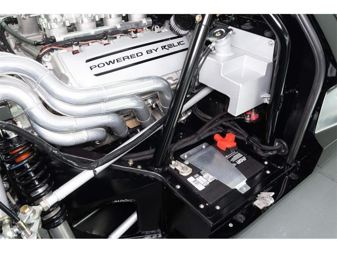 Superformance-Gt40-1966-Black-Black-12