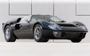 Superformance-Gt40-1966-Black-Black-19