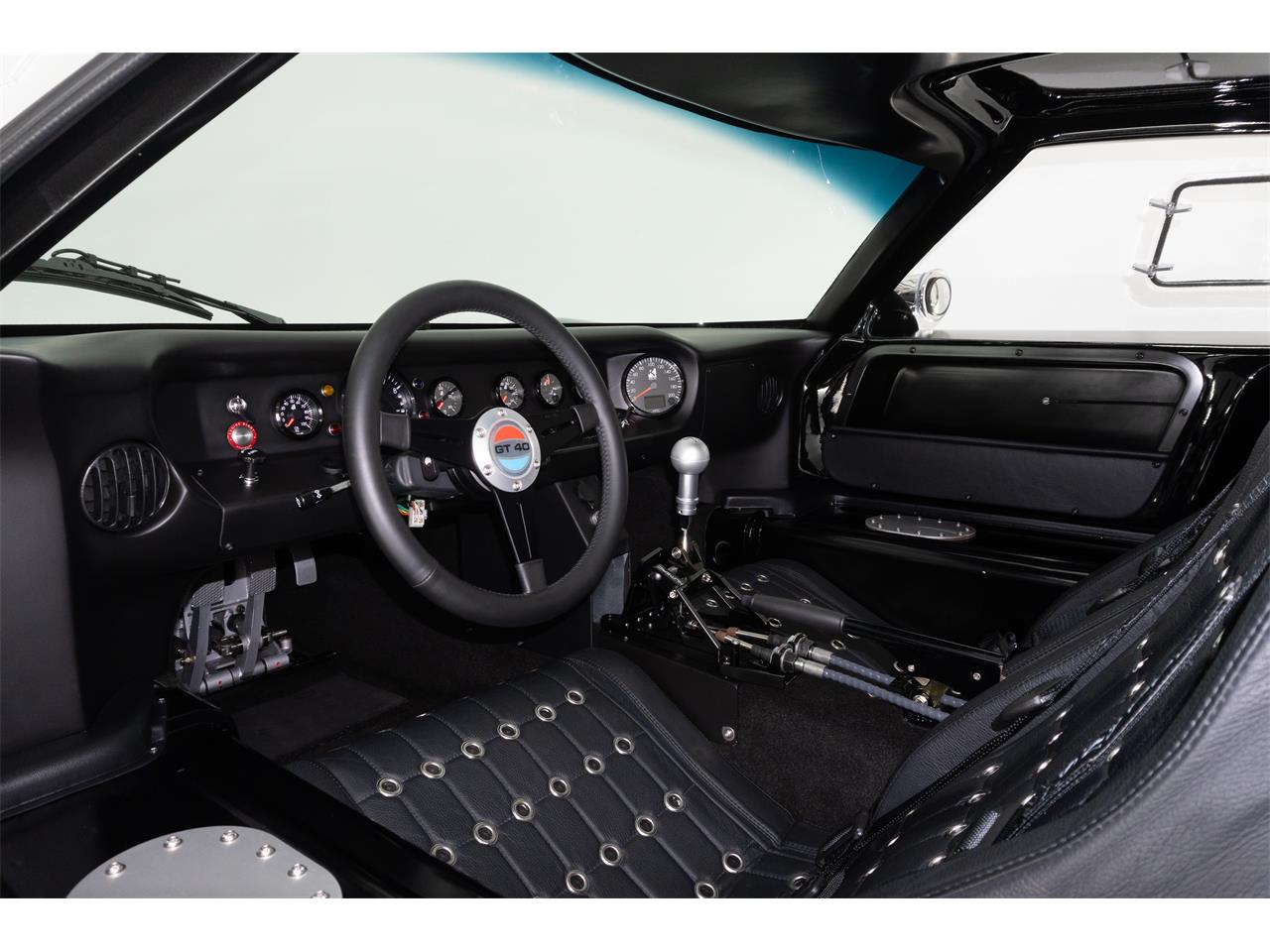 Superformance-Gt40-1966-Black-Black-28