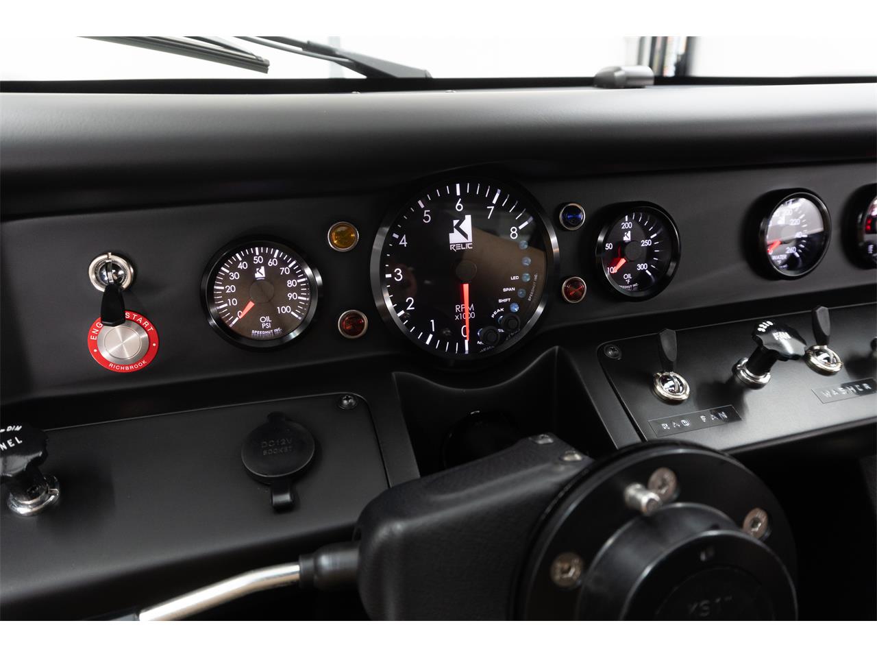 Superformance-Gt40-1966-Black-Black-30