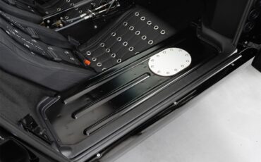 Superformance-Gt40-1966-Black-Black-33