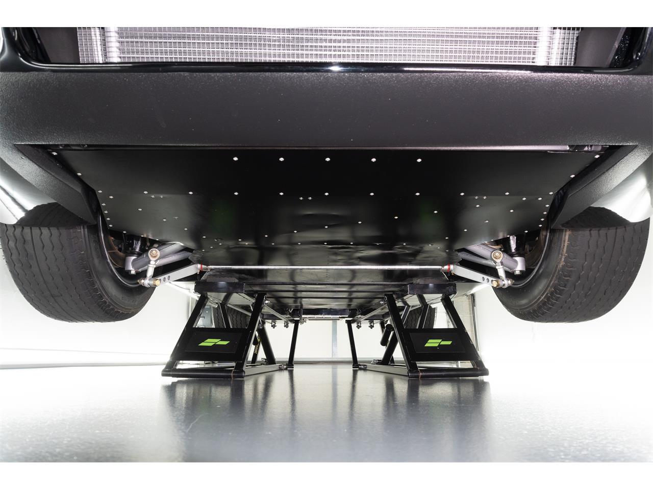 Superformance-Gt40-1966-Black-Black-38