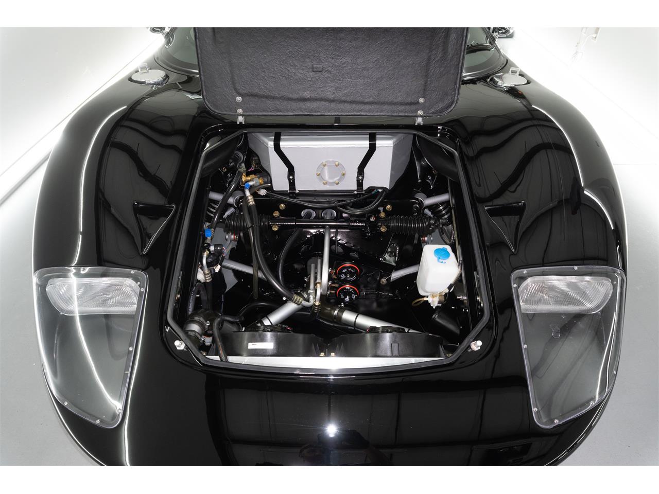 Superformance-Gt40-1966-Black-Black-53