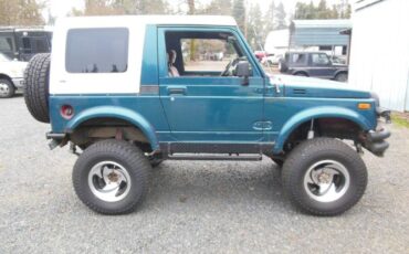 Suzuki-Samurai-1986-23