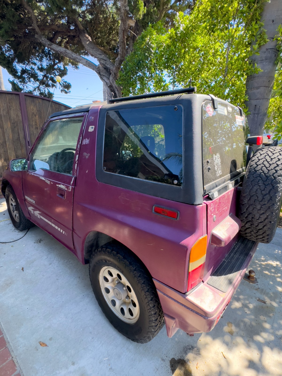 Suzuki-Sidekick-1995-SUV-2