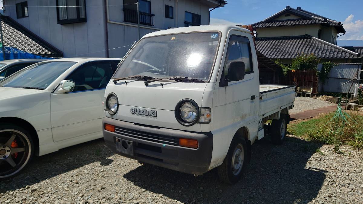 Suzuki-carry-1994-white-10