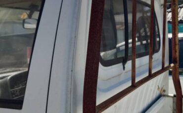 Suzuki-carry-1994-white-3