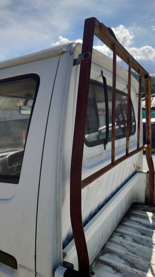Suzuki-carry-1994-white-3