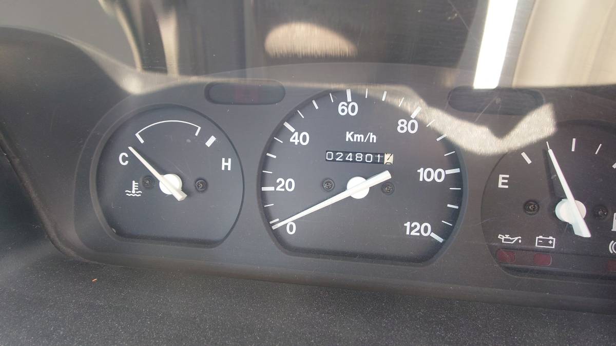 Suzuki-carry-1994-white-8
