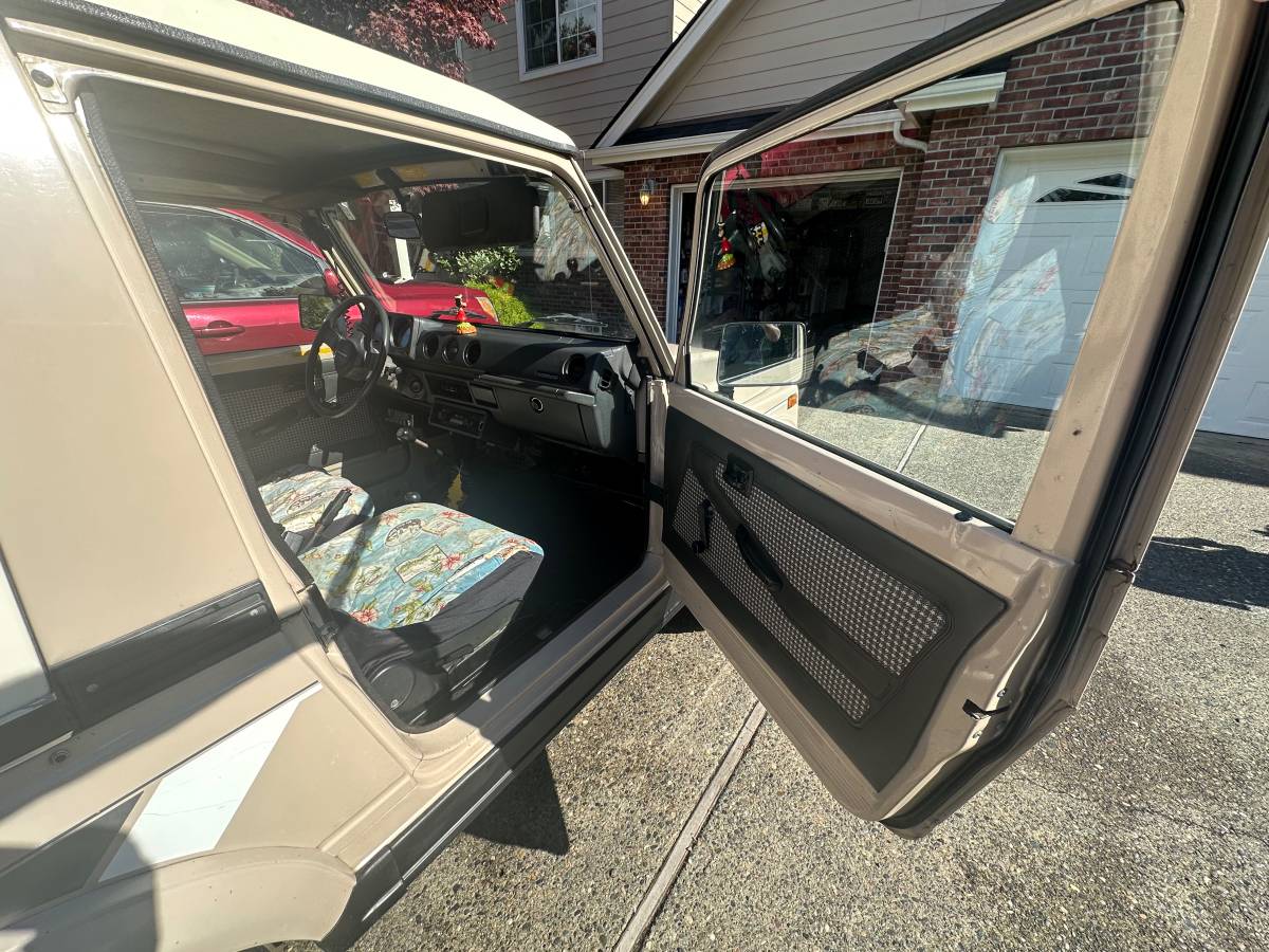 Suzuki-samurai-1987-20