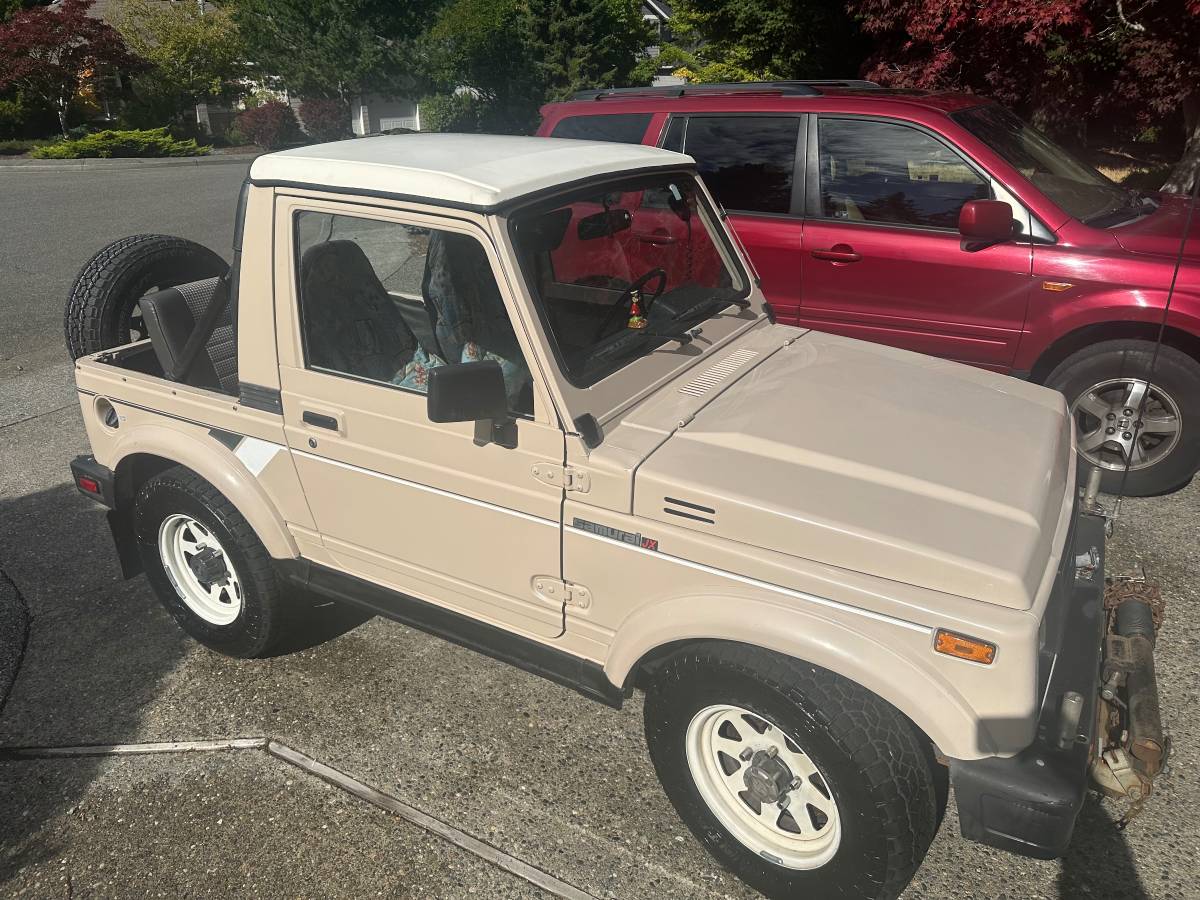 Suzuki-samurai-1987
