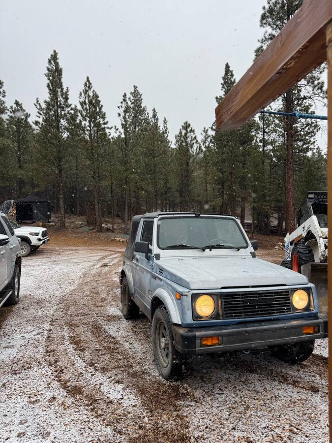 Suzuki-samurai-1987-blue-1