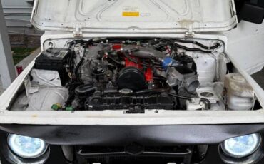 Suzuki-samurai-1987-white-3