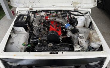 Suzuki-samurai-1987-white-4