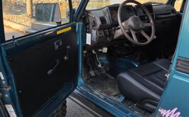 Suzuki-samurai-1990-green-13