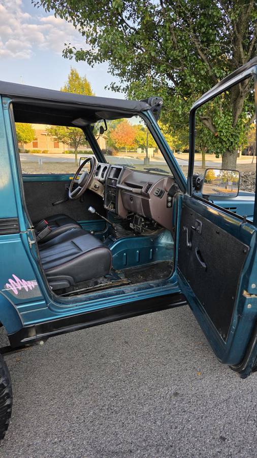 Suzuki-samurai-1990-green-16