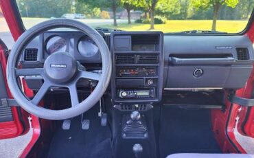 Suzuki-samurai-1993-red-10