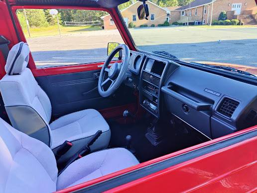 Suzuki-samurai-1993-red-15