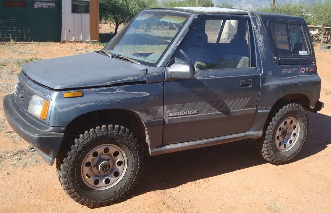 Suzuki-sidekick-1989-blue-1