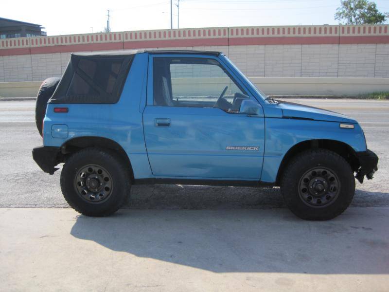 Suzuki-sidekick-1992-custom-6