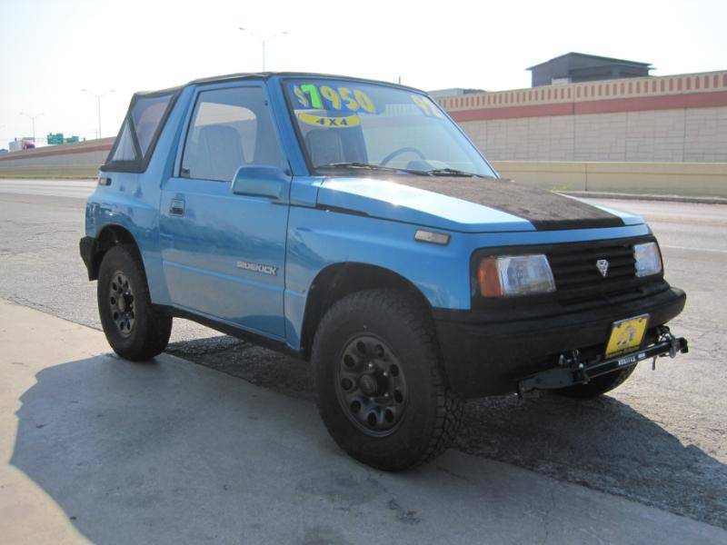 Suzuki-sidekick-1992-custom-7