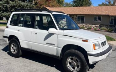 Suzuki-sidekick-1993-white-2