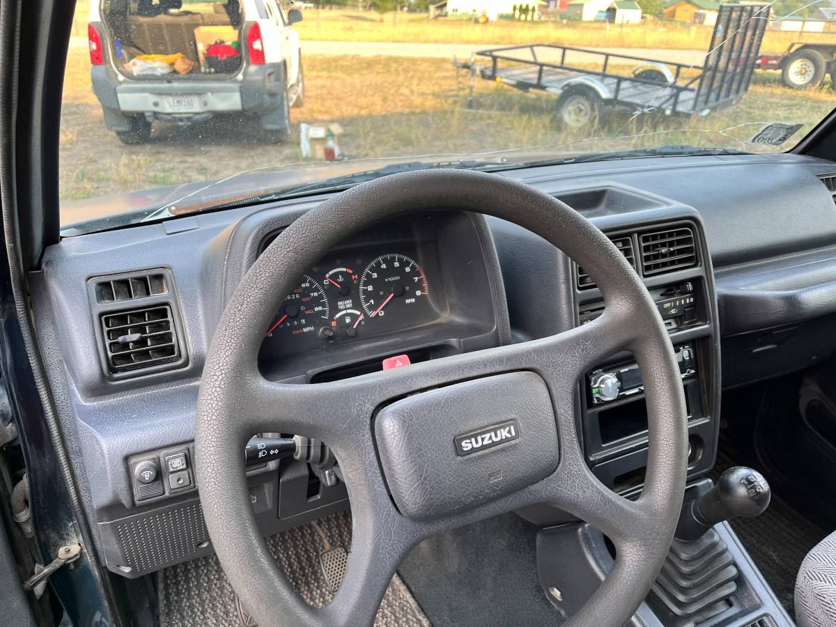 Suzuki-sidekick-1994-green-10
