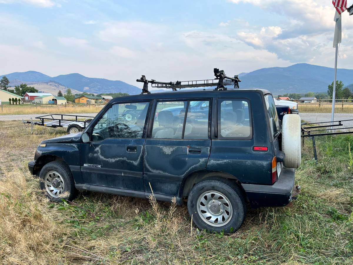 Suzuki-sidekick-1994-green-2