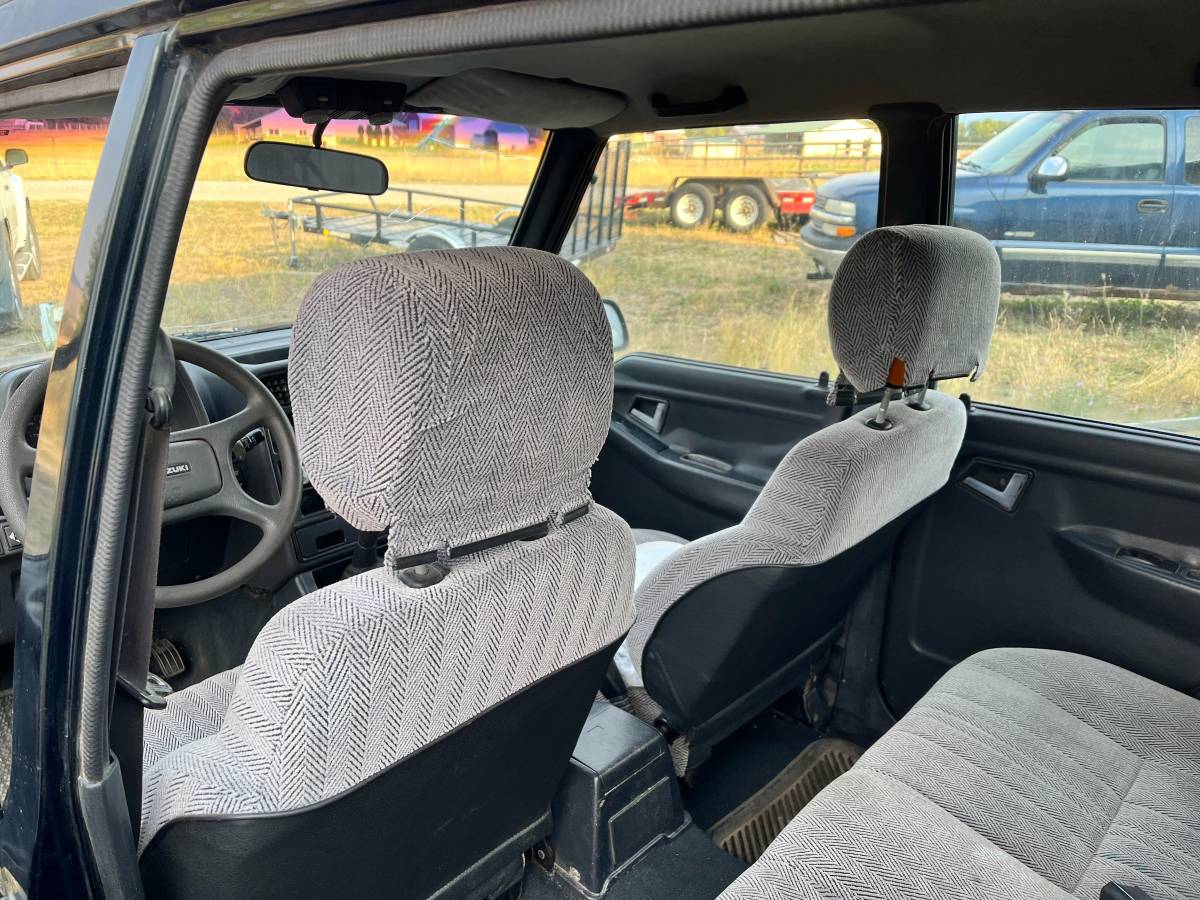 Suzuki-sidekick-1994-green-9