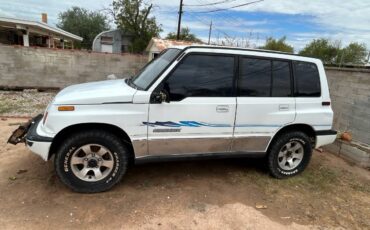 Suzuki-sidekick-1995-white