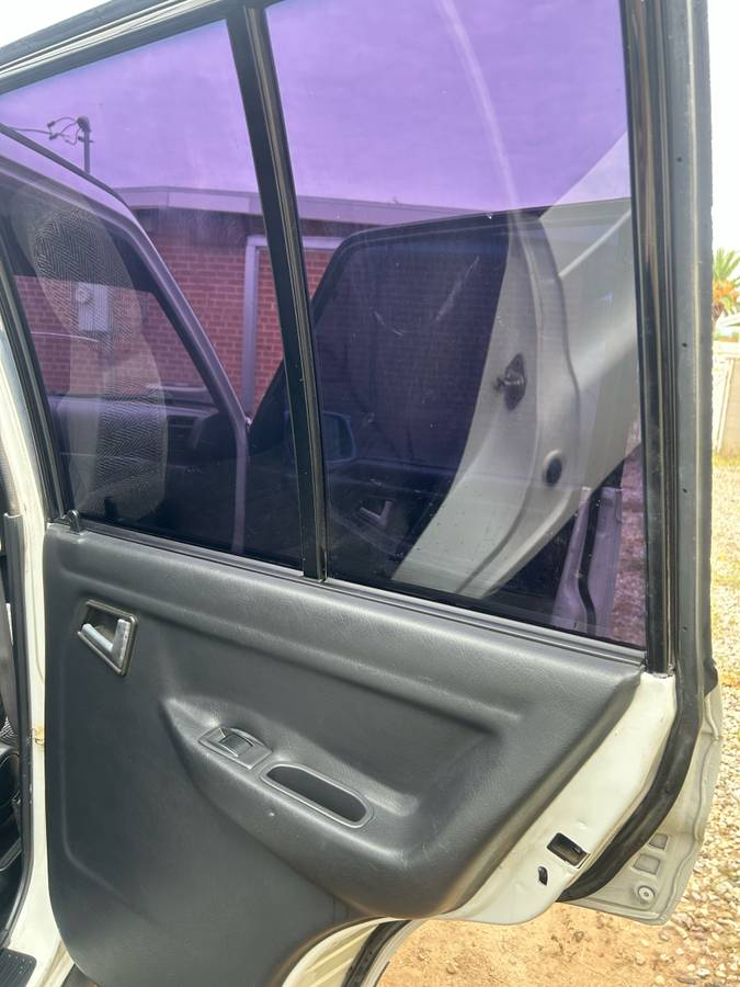 Suzuki-sidekick-1995-white-8