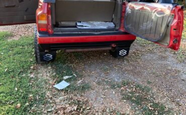 Suzuki-sidekick-convertible-1989-red-10