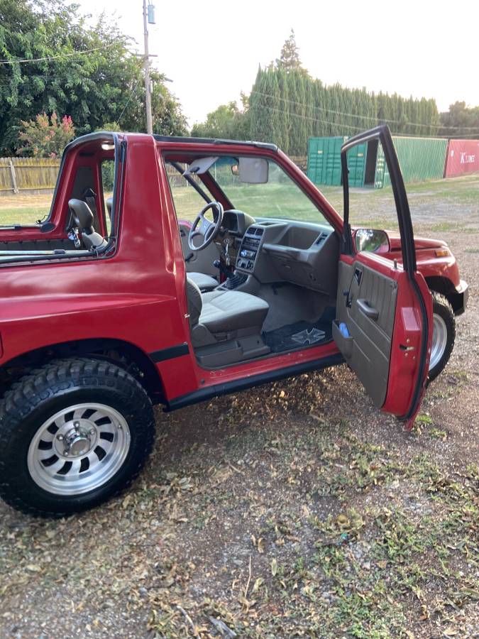 Suzuki-sidekick-convertible-1989-red-11