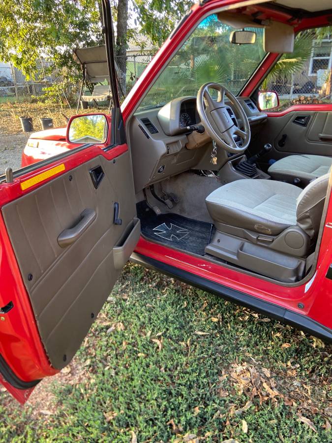 Suzuki-sidekick-convertible-1989-red-17