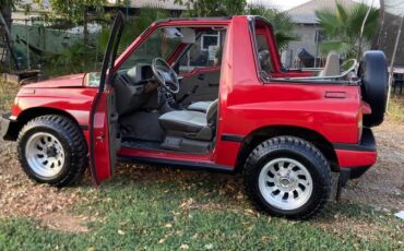 Suzuki-sidekick-convertible-1989-red-2