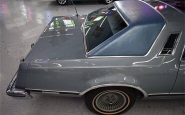Thunderbird-1978-blue-2