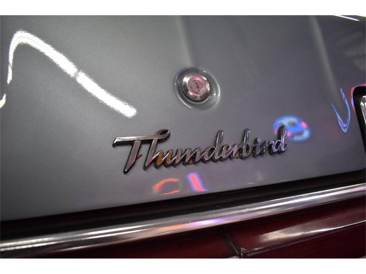 Thunderbird-1978-blue-3
