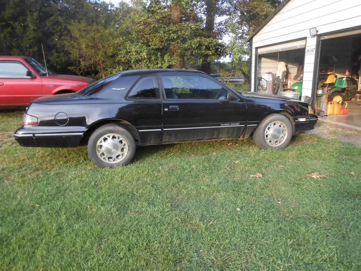 Thunderbird-turbo-coupe-1988-black-2