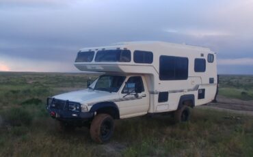 Toyota-1-Ton-Pickup-1990-RV-23
