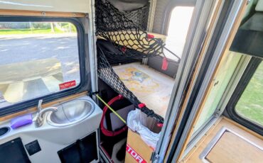 Toyota-1-Ton-Pickup-1990-RV-36
