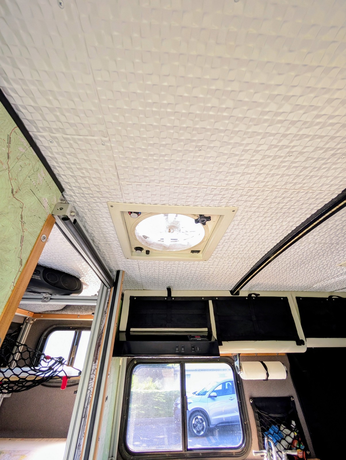 Toyota-1-Ton-Pickup-1990-RV-38