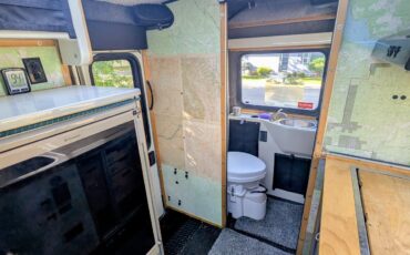 Toyota-1-Ton-Pickup-1990-RV-5