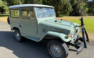 Toyota-1969-green-2